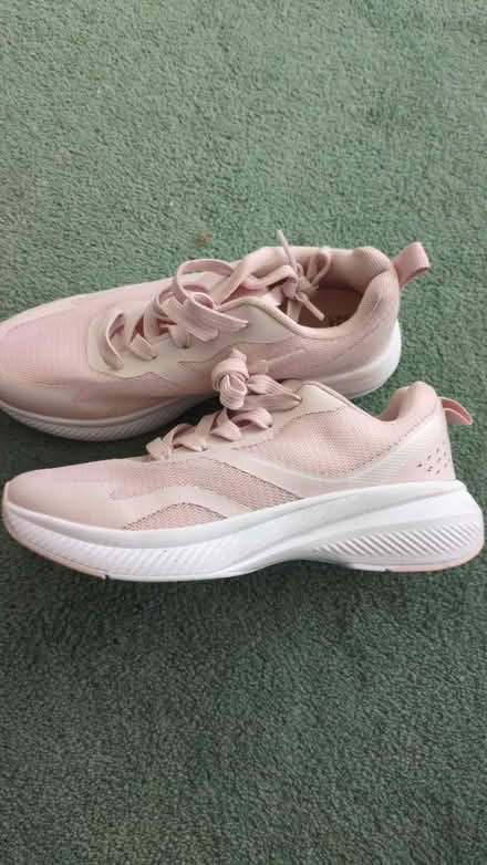 Photo of free Womens/Girls Trainers (Bromley BR1) #2