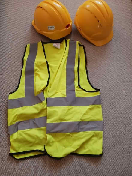 Photo of free Helmets and a safety vest (Penge BR3) #1