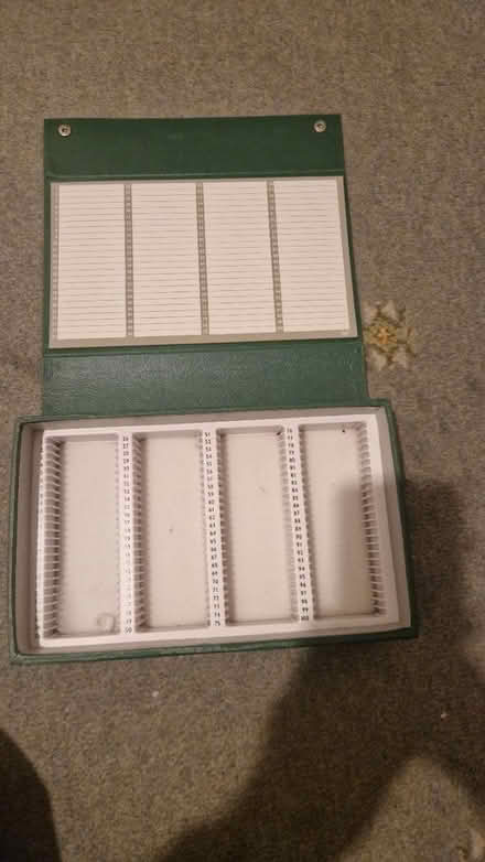 Photo of free 35mm Photographic slide equipment (TW1 Strawberry Hill) #4