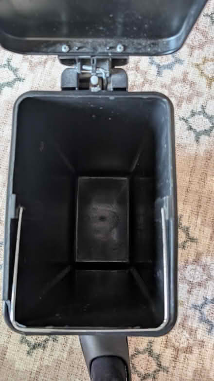Photo of free Bin, cushion, shoe rack (Leyton, E10) #2