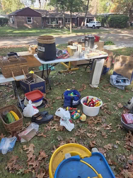 Photo of free Clearing out Parents home (Oak Park) #4