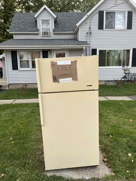 Photo of free Refrigerator (St Williams Church, by Park) #1