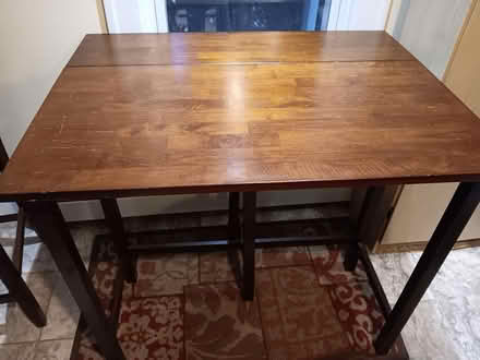 Photo of free Table and Chairs Set, Pub Style (Near Price Chopper Saugerties) #2