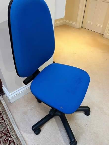 Photo of free Blue office chair (Beaconsfield HP9) #1