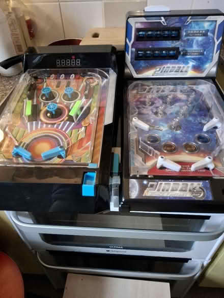 Photo of free Pinball Machines (West Bowling BD5) #1
