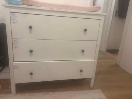 Photo of free 3 draw chest of drawer (islington N1) #1
