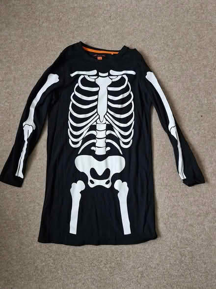 Photo of free Glow In The Dark T-Shirt 11-12 yrs (Chells) #1
