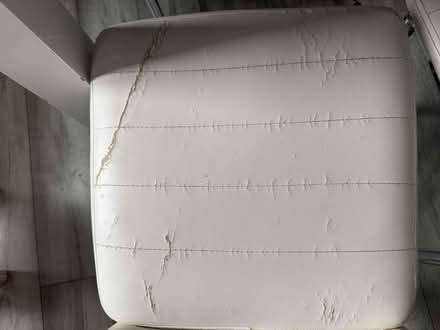 Photo of free White gloss dining table with 4 chairs Dimensions 120cm x 8 (Plaistow E13) #4
