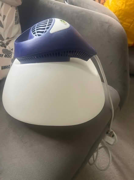 Photo of free Vicks warm steam Vaporizer (borehamwood wd6) #1