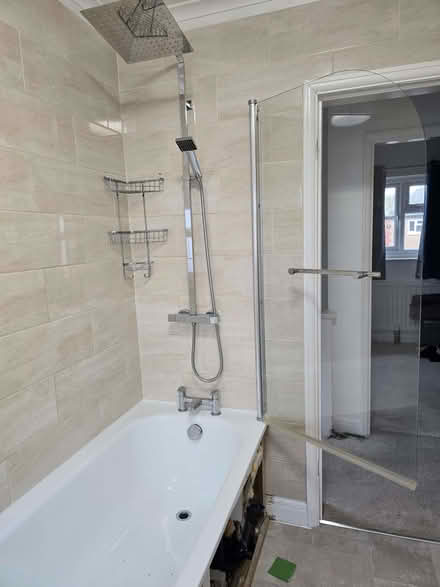 Photo of free Steel bath tub and shower screen (Lye Valley OX4) #2
