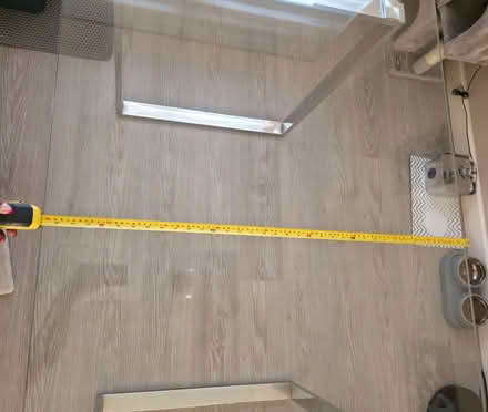 Photo of free Debenhams Temprered Glass dining table (Braunstone LE3) #2