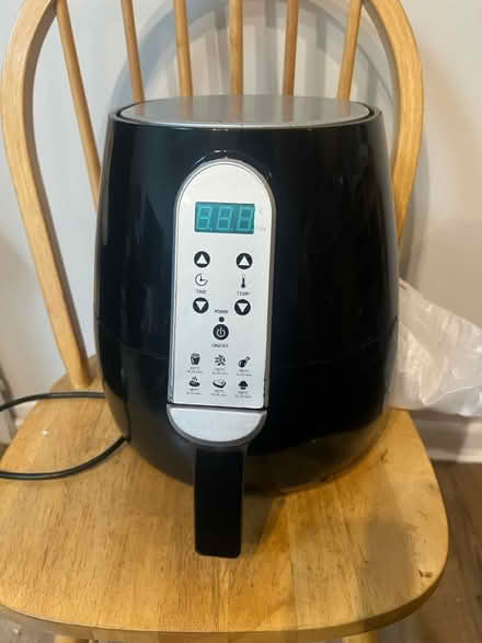 Photo of free Air-frier well used (Dublin 1) #1