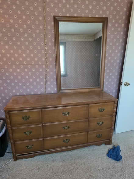 Photo of free dresser and chest of drawers (Newark) #1
