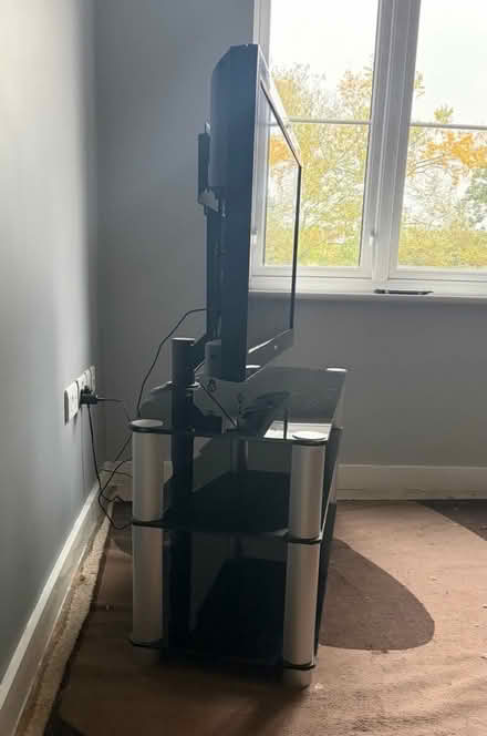 Photo of free TOSHIBA 35inch tv and glass stand (Great Bardfield CM7) #2