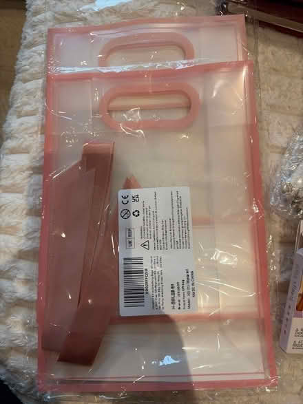 Photo of free Unused gift Bags and pens (Mortlake SW13) #2