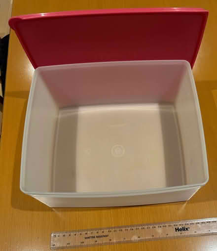 Photo of free Tupperware cake storage box (Willerby HU10) #2