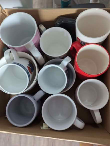 Photo of free Selection of mugs/drinkware (Deganwy LL31) #1