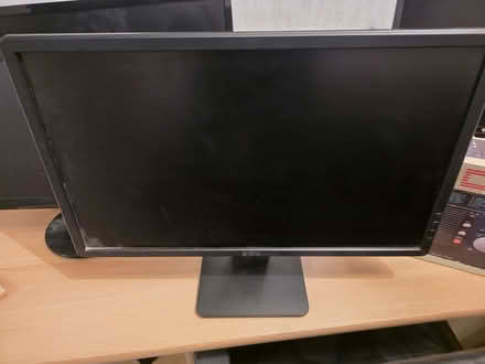 Photo of free 4 x computer monitors (Burstwick HU12) #3