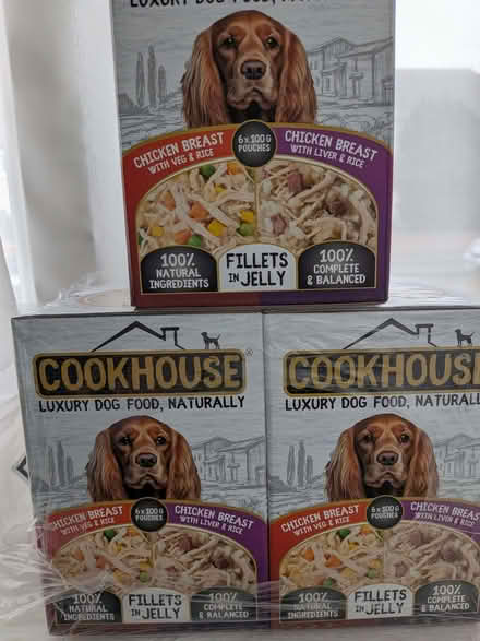 Photo of free 18 packs of deluxe dog food (South End MK42) #1