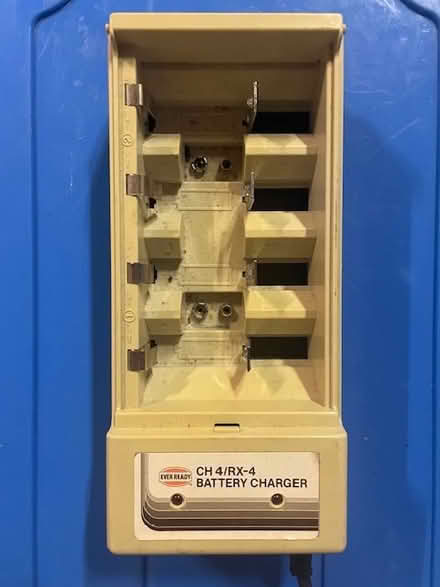 Photo of free Ever Ready CH4/RX-4 battery charger (Haslemere GU27) #1