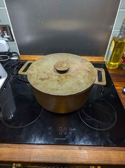 Photo of free dutch oven (Twickenham TW1) #2