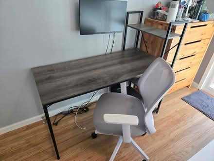 Photo of free Desk and chair (Marinwood (San Rafael)) #2