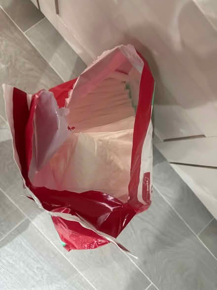 Photo of free Puppy training pads (Kilburn derby DE56) #2