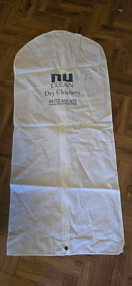 Photo of free Suit or dress cover (BH24 Ringwood) #1