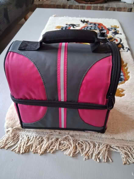 Photo of free Pink lunchbox (Thermos brand) (Hove Station area BN3) #3