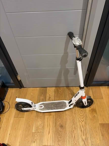 Photo of free Scooter (Cowcliffe HD2) #1