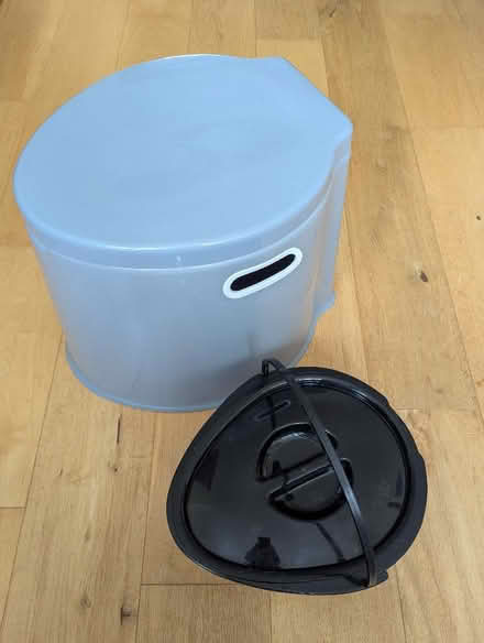 Photo of free Compact portable loo (Battle RG30) #4