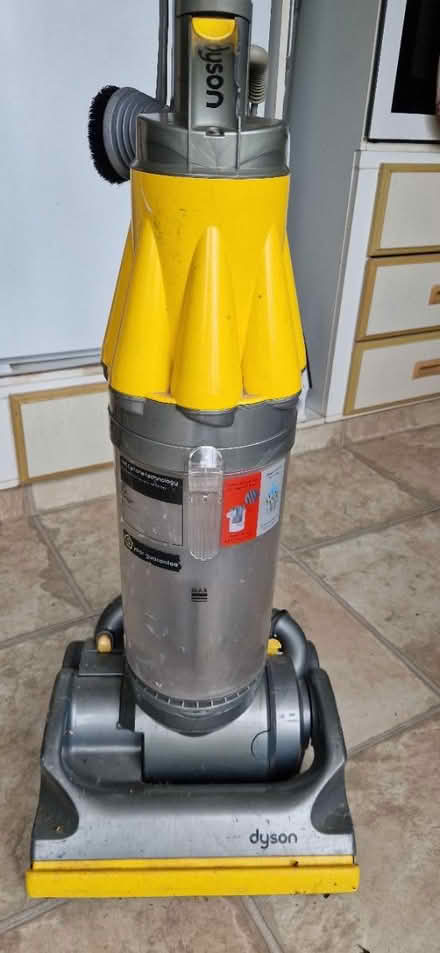 Photo of free spare or repair dc07 (Upper Weston, Bath BA1) #1