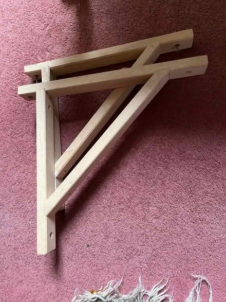 Photo of free IKEA shelf supports (Southville BS3) #1