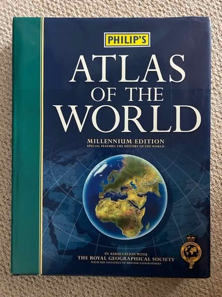 Photo of free Large atlas of the world (Northcourt OX14) #1