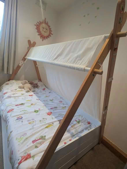 Photo of free Child tipi bed (2) - La Redoute (N10) #2