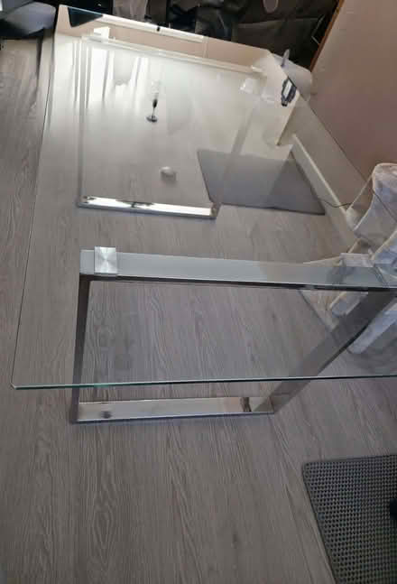 Photo of free Debenhams Temprered Glass dining table (Braunstone LE3) #4