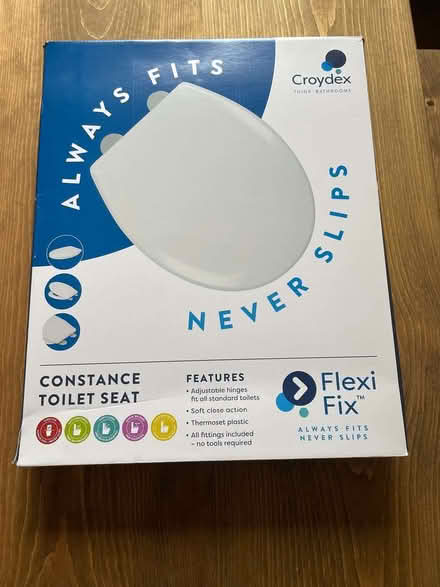 Photo of free Unused brand new toilet seat (Kennington SE11) #1