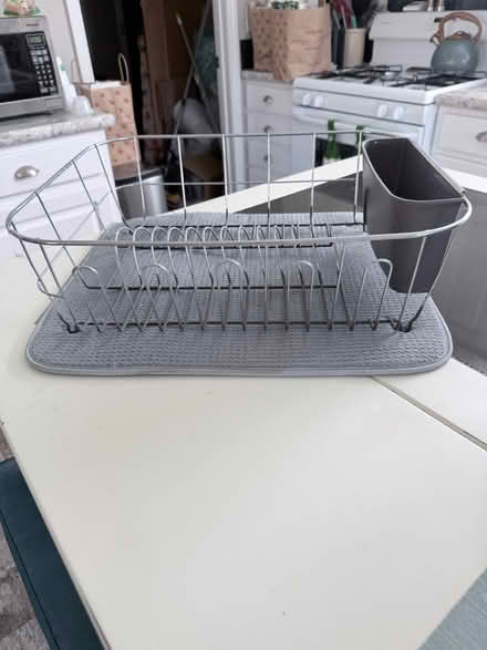 Photo of free Wire dish drying rack and mat (Tricia Meadows Mt Laurel) #1