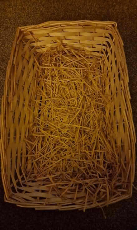 Photo of free Shallow Wicker Basket (Stoke Bishop BS9) #1