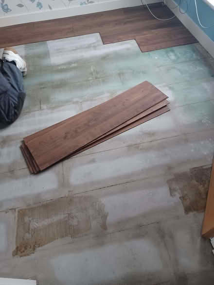 Photo of free Loose layer flooring (Kendal LA9) #3