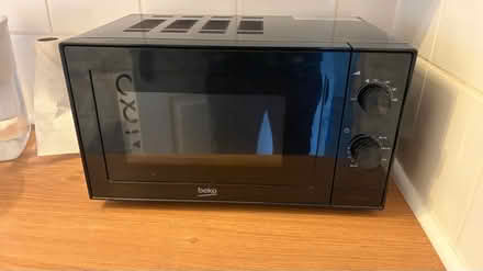 Photo of free Microwave PICK UP TOMORROW (DA15 Sidcup) #1