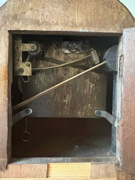 Photo of free Antique mechanical clock (Broadclyst, EX5) #2