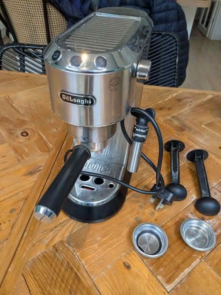 Photo of free Delonghi coffee machine (Twickenham TW1) #1