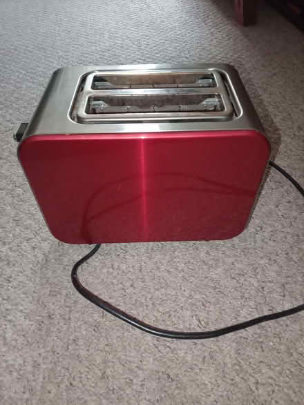 Photo of free Red Toaster - Two Slice (California IP4) #2