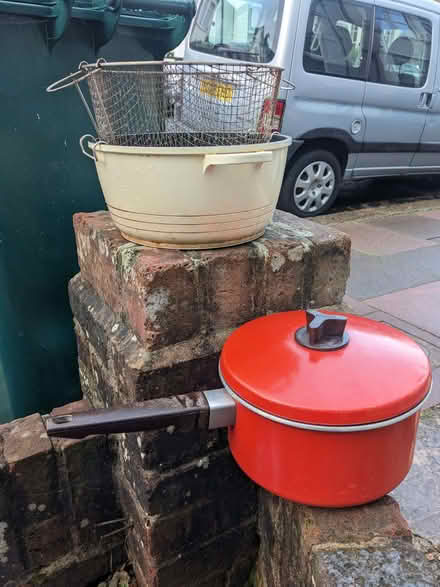 Photo of free Saucepan and deep fat fryer (Surrenden BN1) #1
