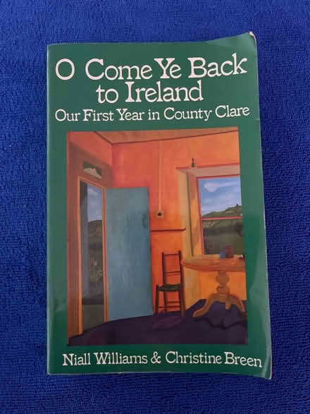 Photo of free Irish 🇮🇪books & tape set (Chatham ME5) #2