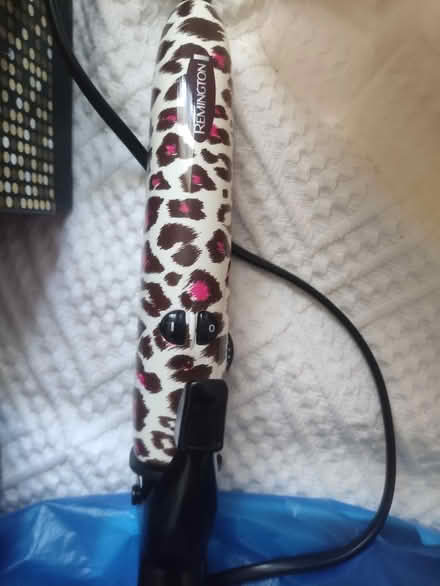 Photo of free Remington hair curler (Welwyn AL8) #1