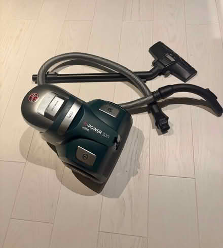Photo of free Vacuum cleaner (Deptford) #1