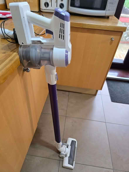 Photo of free hand held hoover (Lye Valley OX4) #3