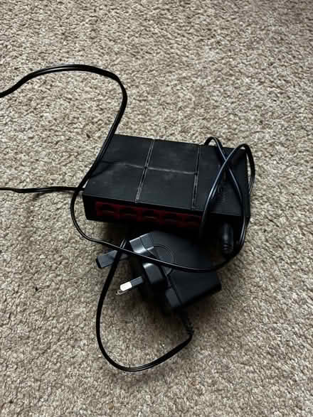 Photo of free Mercusys 5 port network switch (Tilehurst RG31) #1